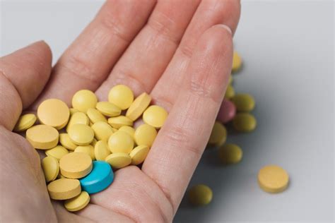 what are drugs similar to xanax